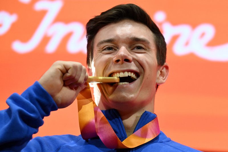 US gymnasts bringing medals home despite mixed performance US gymnasts bringing medals home despite mixed performance