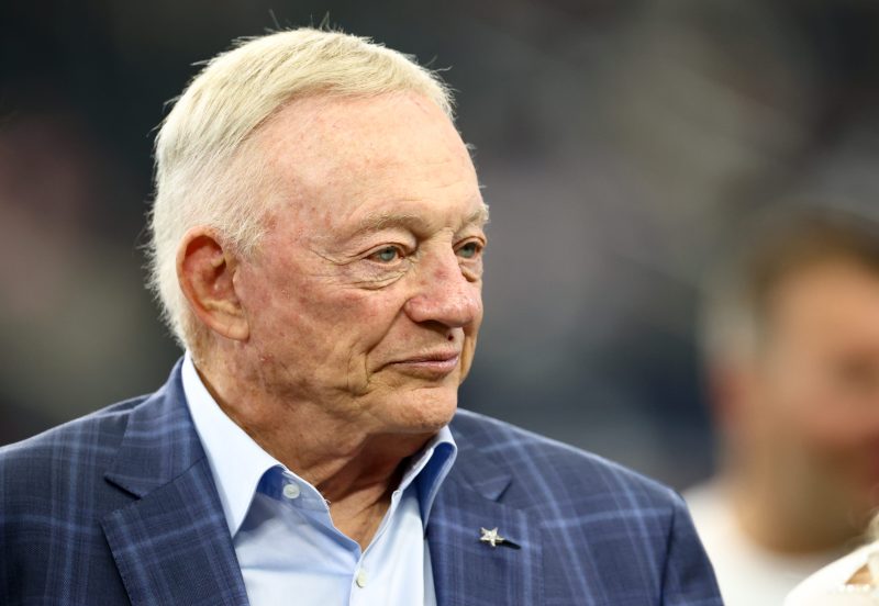 Cowboys’ owner Jerry Jones discusses NFL trade deadline plans Cowboys’ owner Jerry Jones discusses NFL trade deadline plans