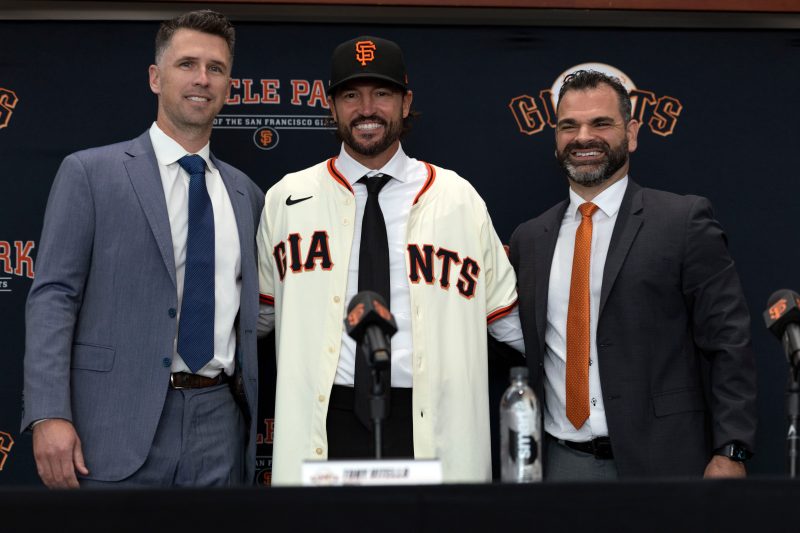 How Buster Posey hiring Tony Vitello could reshape MLB manager job How Buster Posey hiring Tony Vitello could reshape MLB manager job