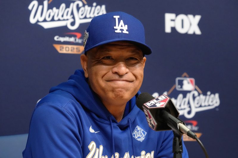 Dodgers manager falls during off-day race: ‘Not my best decision’ Dodgers manager falls during off-day race: ‘Not my best decision’